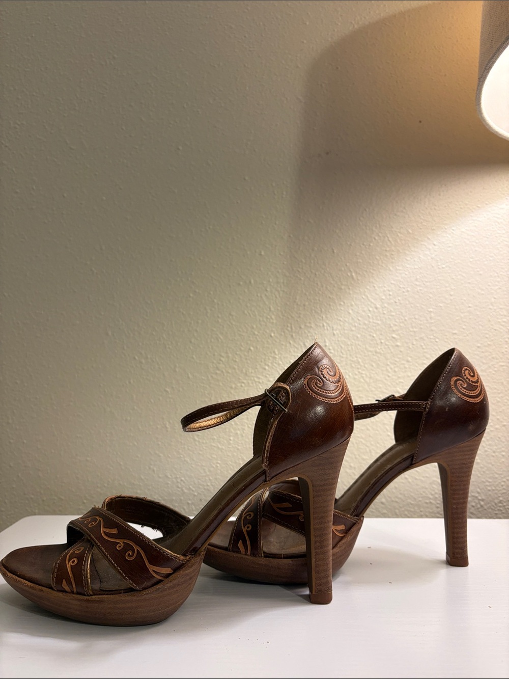 Gianni Bini Brown Leather Platform Heels with Ankle Strap